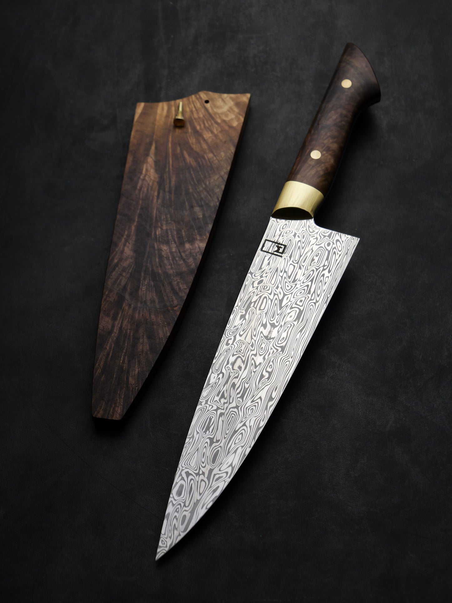 Chef – 9" Stainless Damascus Steel Blade, Walnut and Brass Handle