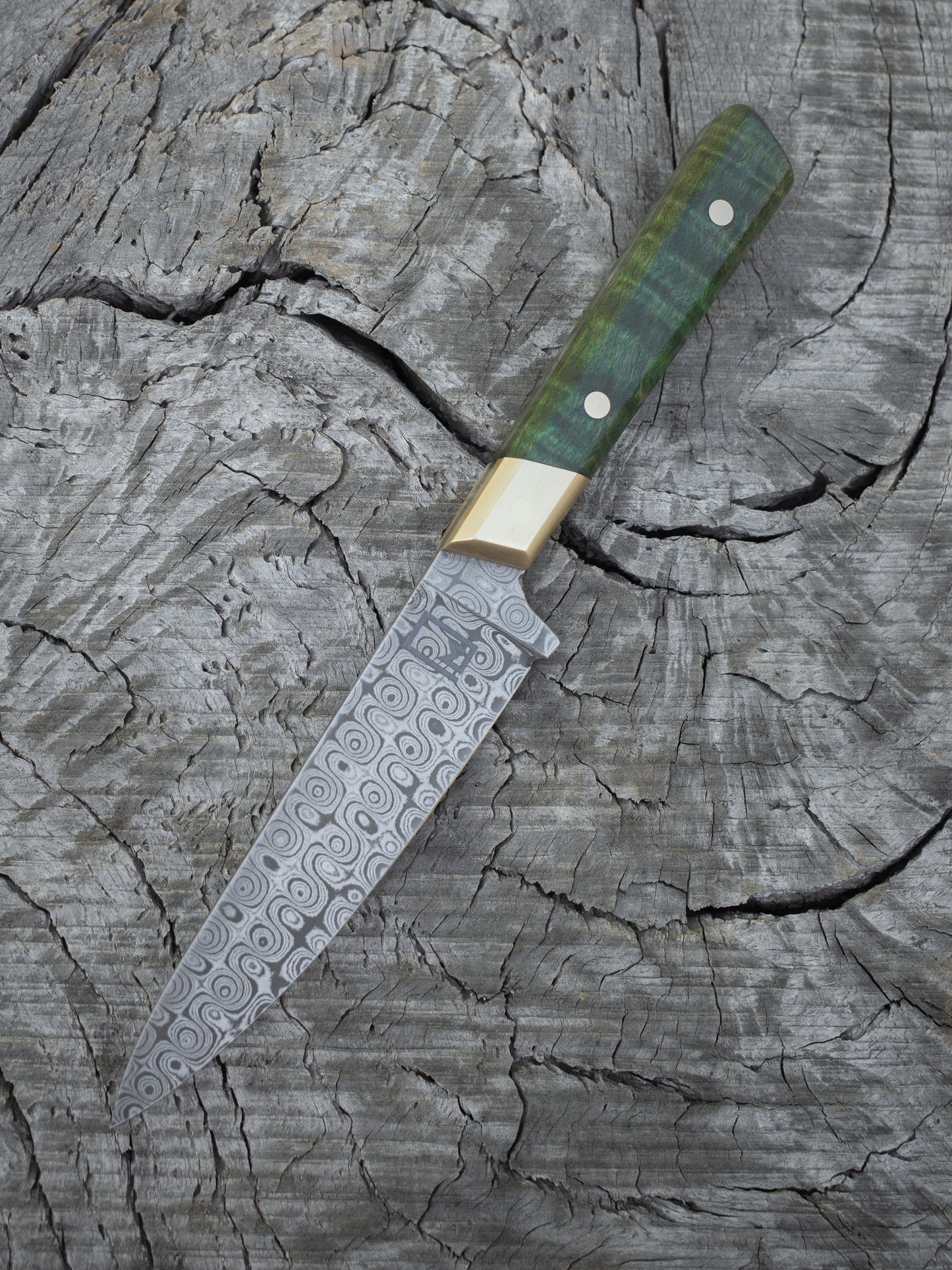 Paring Knife – 4.5" Carbon Damascus Blade, Dyed Mangowood & Brass Handle
