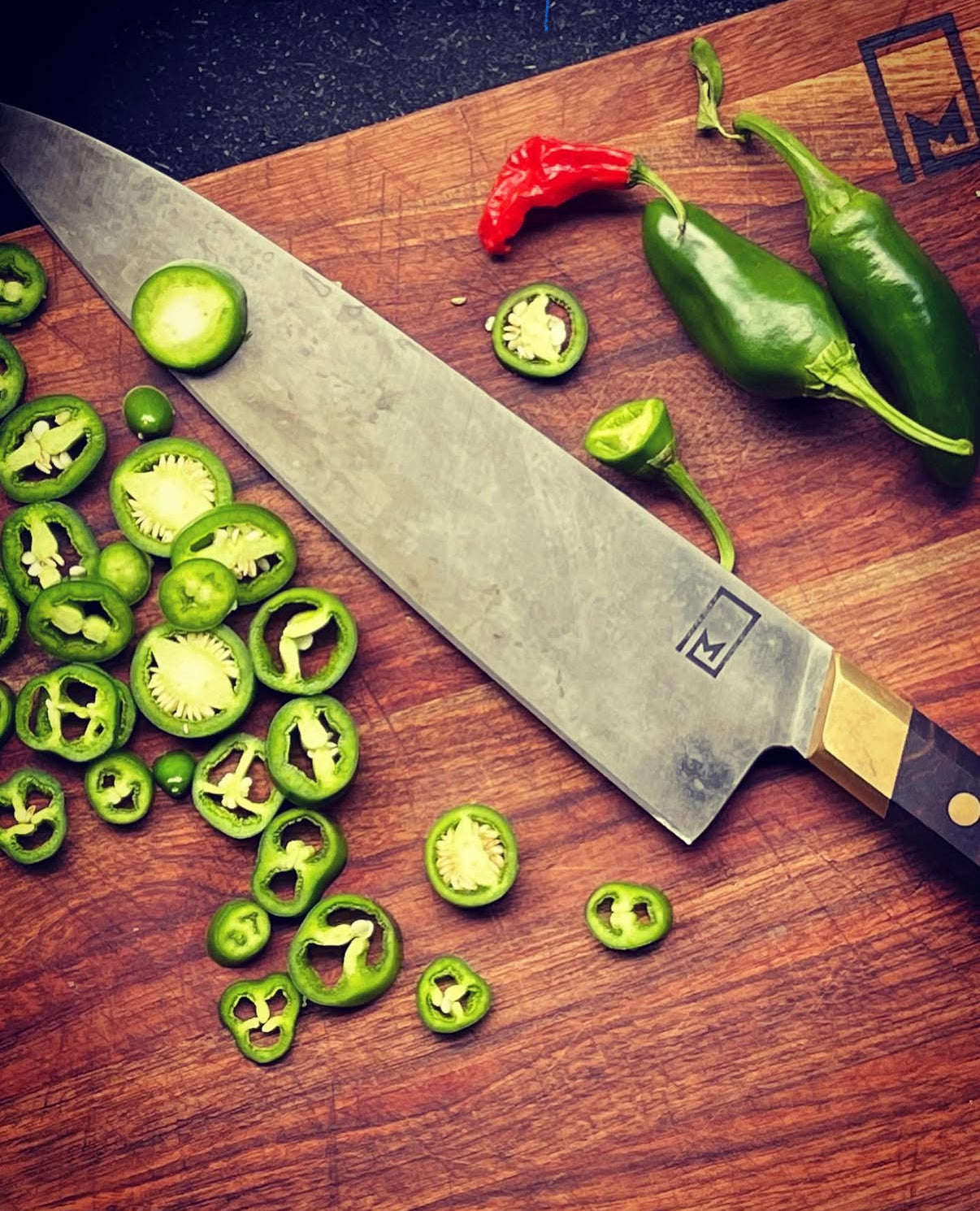 Fusion Series - Professional Line: 8.75" Chef with 52100 carbon steel, brass and walnut