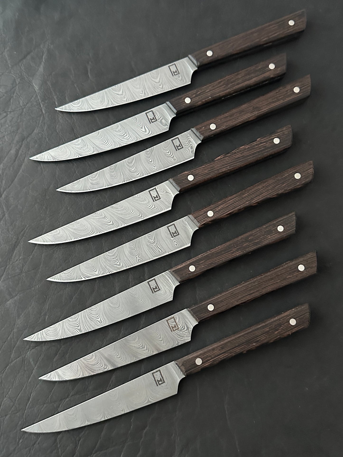 Damascus Steak Knives Twist pattern with Wenge - Set of 8 in Heirloom Box