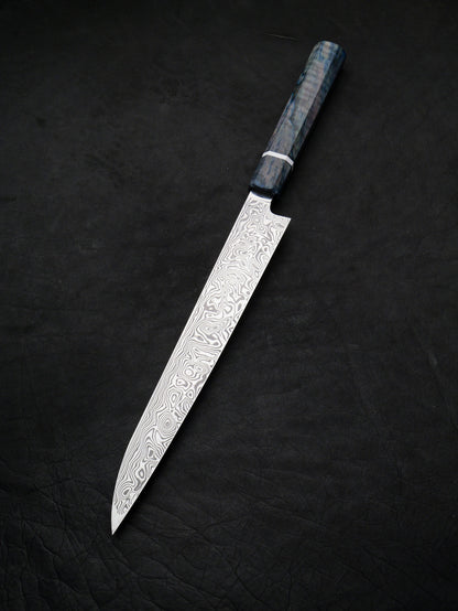 Yanagi-ba – Stainless Damascus & Dyed Mango