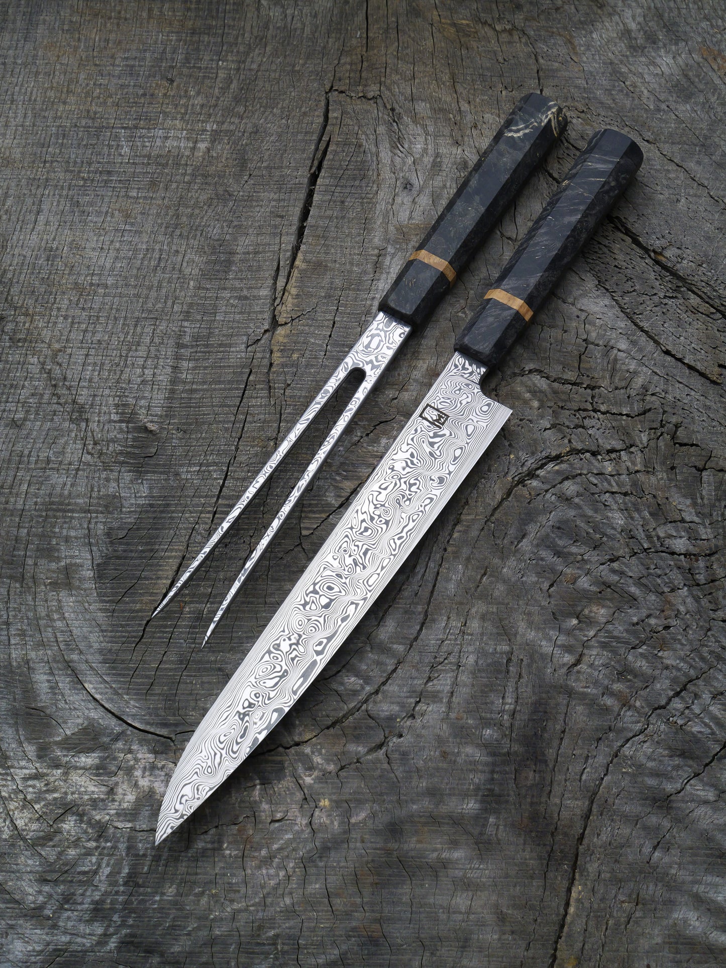 Carving Set – Stainless Damascus Steel, Dyed Maple & White Oak