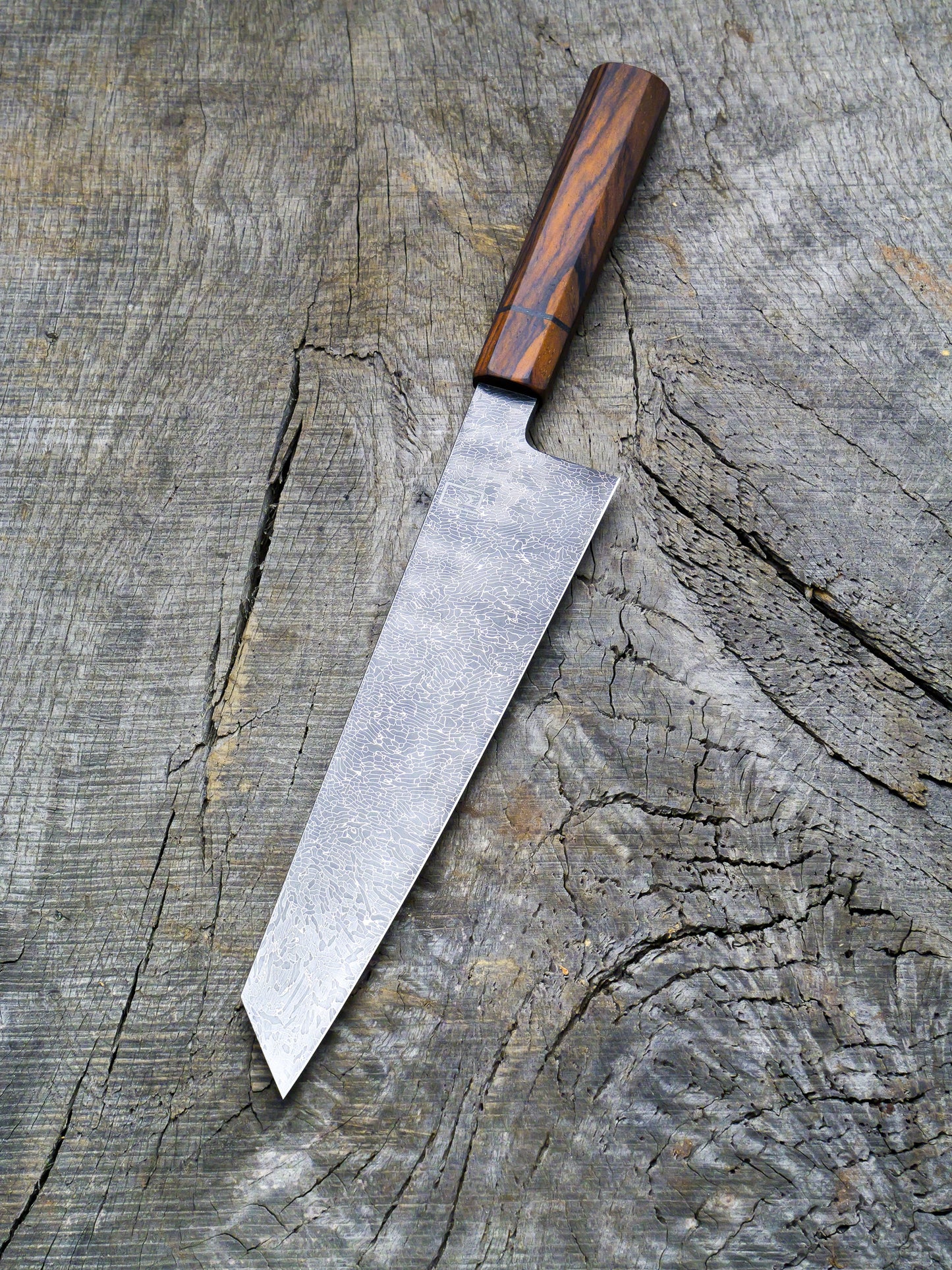 K-Tip Gyuto – Carbon Damascus Steel Blade, Cocobolo & Bog Oak Handle