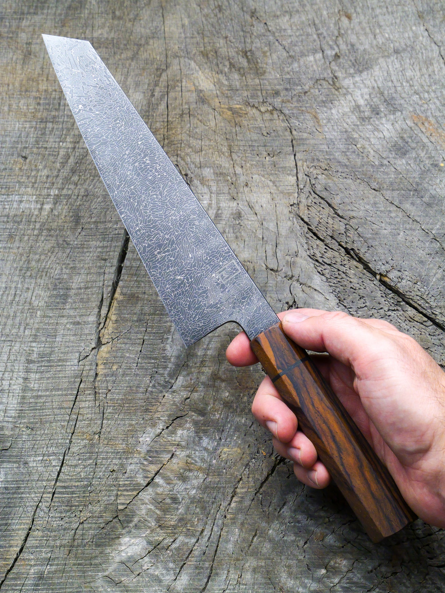 K-Tip Gyuto – Carbon Damascus Steel Blade, Cocobolo & Bog Oak Handle