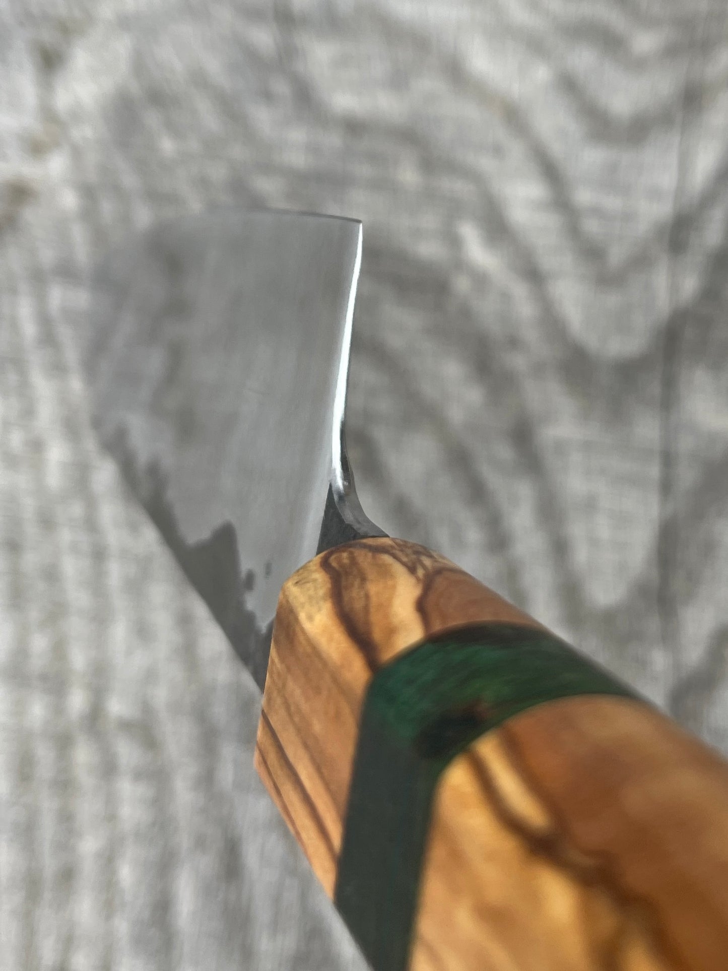 190mm/7.5" Forged Carbon Kiritsuke of 52100 with Olive and Dyed Mango
